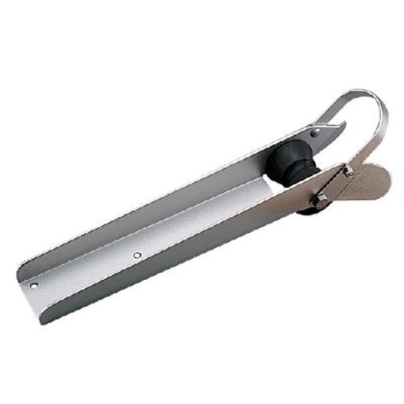 Sea-Dog Line – Unpolished Medium Anchor Bow Roller 1-1/2 Max Rope Diameter 3/8 Bolt Fastener – 328064