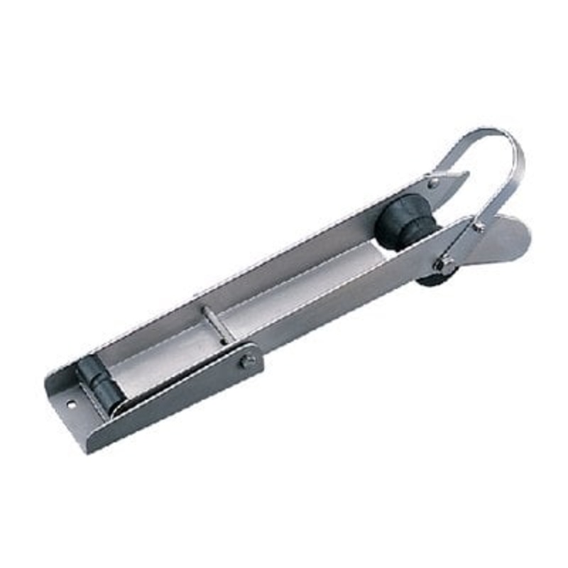 Sea-Dog Line – Pivoting Medium Bow Roller 1-1/2 Max Rope Diameter 3/8 Bolt Fastener – 328068